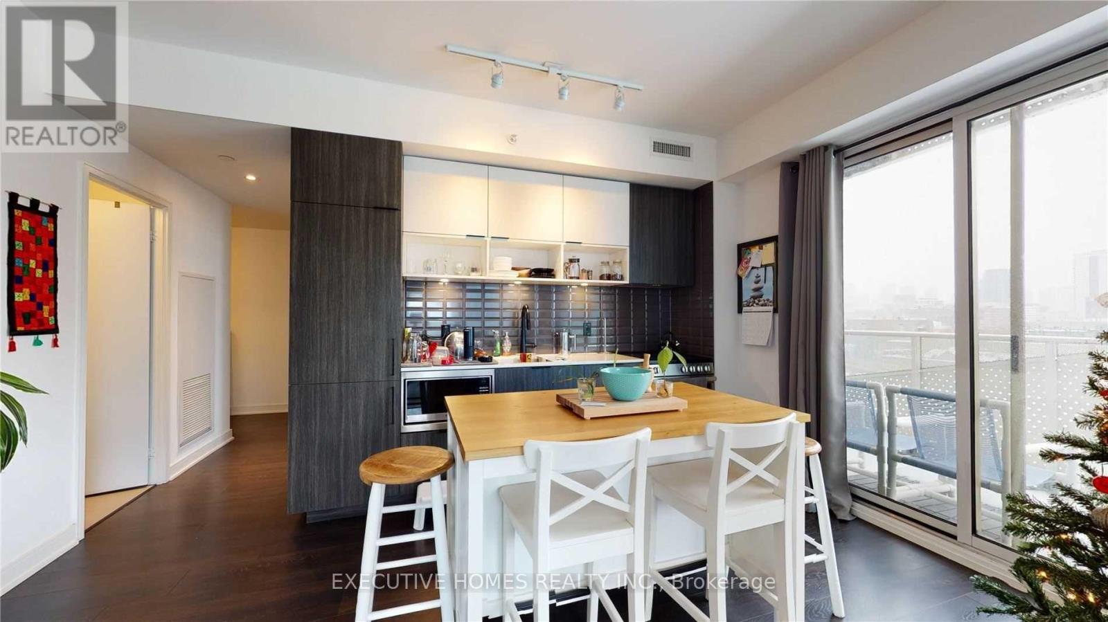 901 - 60 Tannery Road, Toronto, Ontario  M5A 0S8 - Photo 18 - C12750350