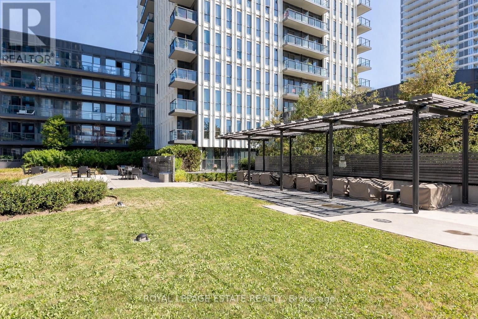 2404 - 55 Regent Park Boulevard S, Toronto, Ontario  M5A 0C2 - Photo 15 - C12750366