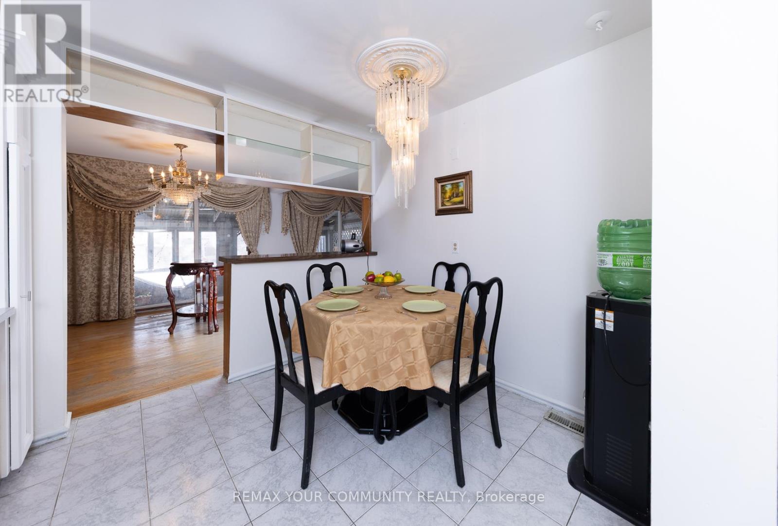 11 Greenwin Village Road, Toronto, Ontario  M2N 2R9 - Photo 14 - C12750408