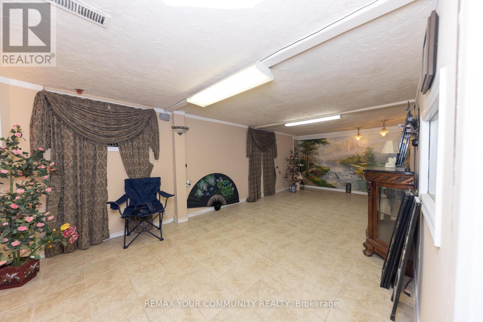 11 Greenwin Village Road, Toronto, Ontario  M2N 2R9 - Photo 34 - C12750408