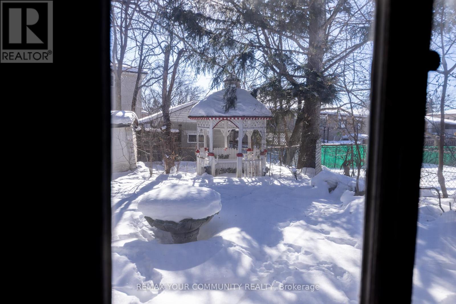 11 Greenwin Village Road, Toronto, Ontario  M2N 2R9 - Photo 39 - C12750408