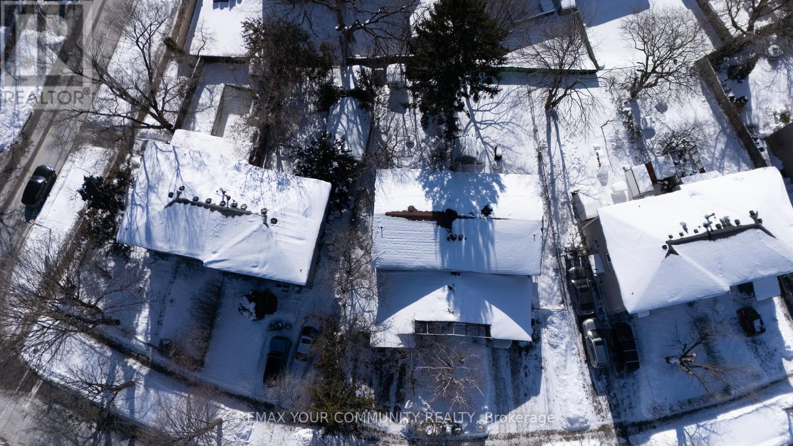 11 Greenwin Village Road, Toronto, Ontario  M2N 2R9 - Photo 44 - C12750408