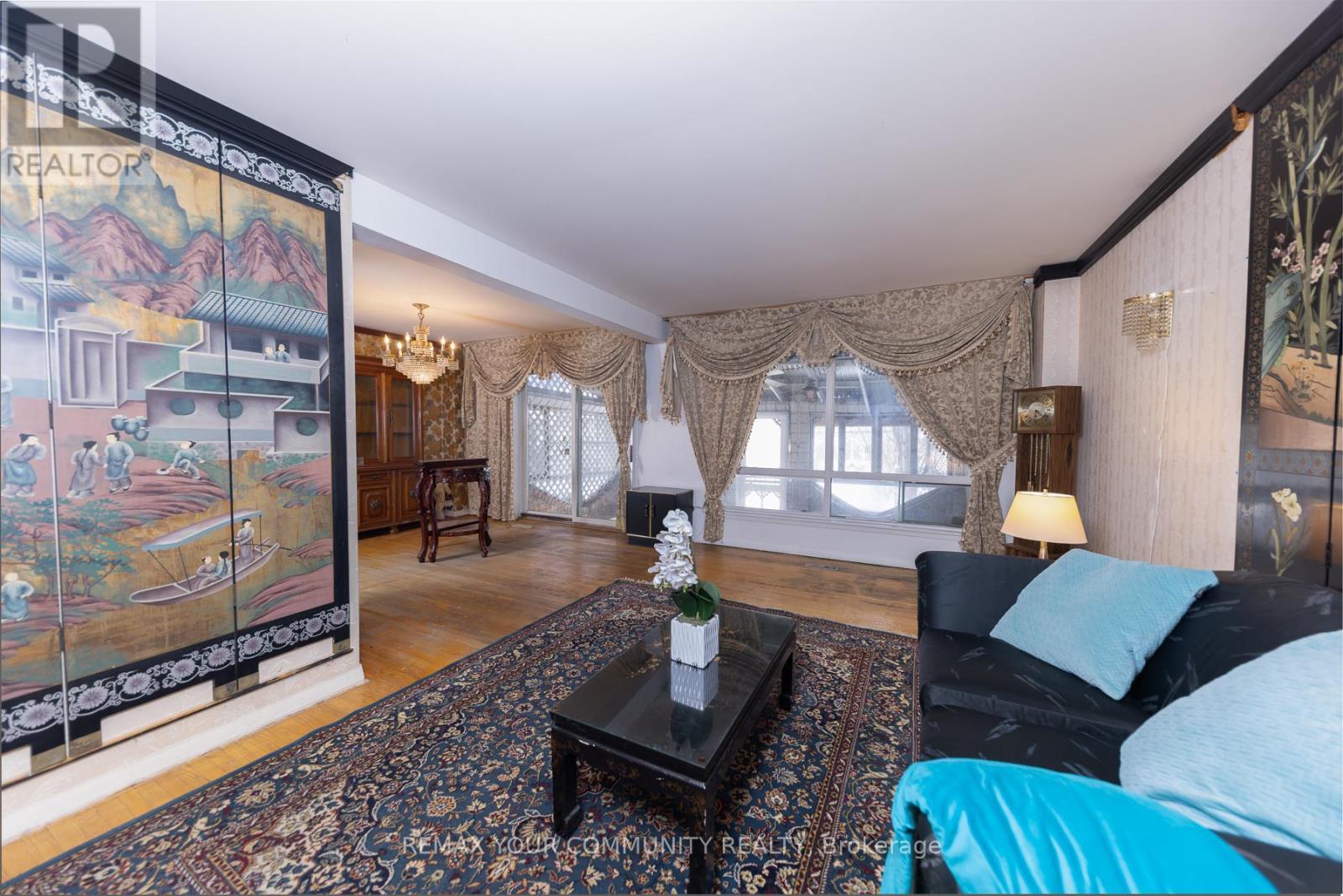 11 Greenwin Village Road, Toronto, Ontario  M2N 2R9 - Photo 6 - C12750408