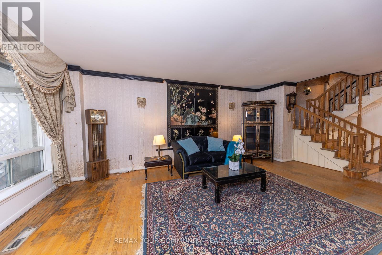 11 Greenwin Village Road, Toronto, Ontario  M2N 2R9 - Photo 8 - C12750408