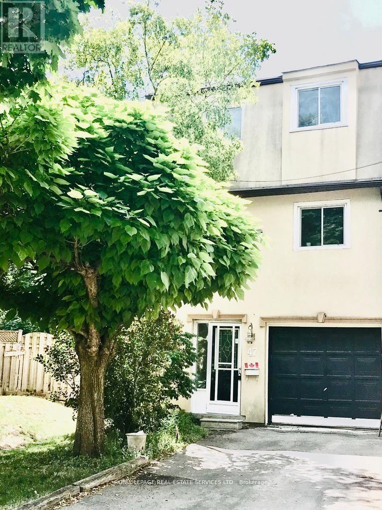 47 SNAPDRAGON DRIVE, Toronto, Ontario