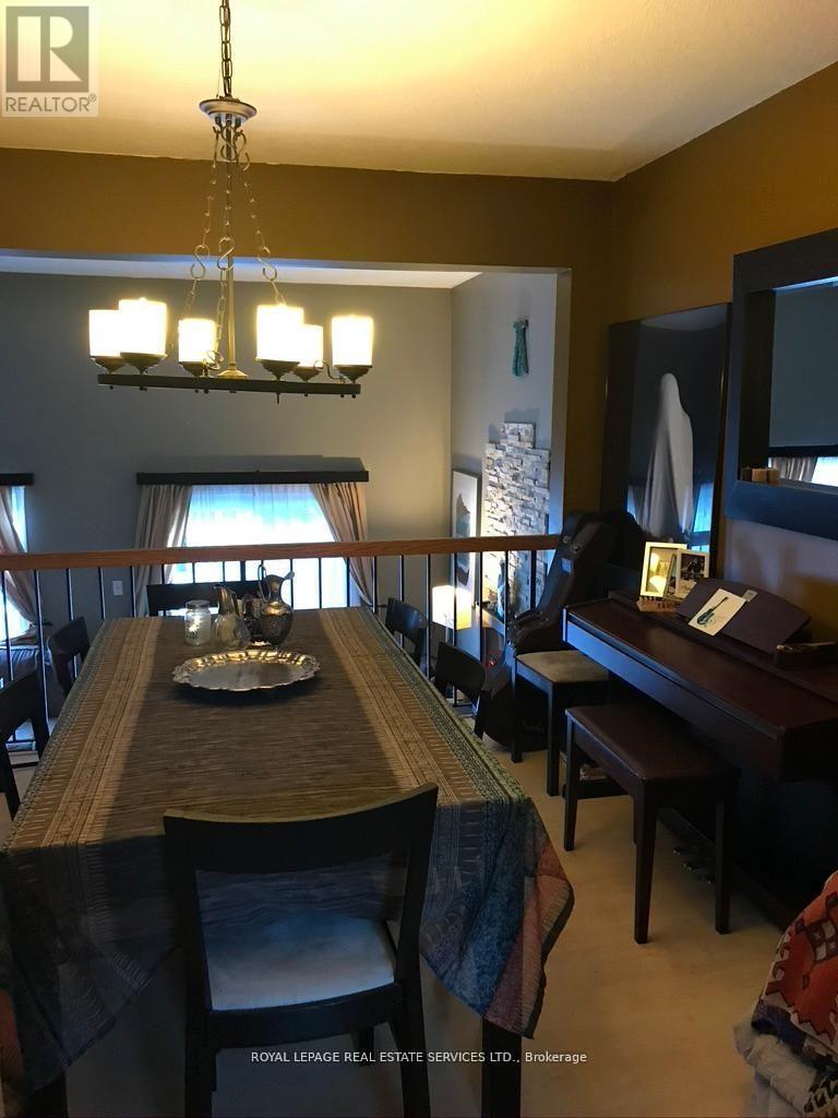 47 Snapdragon Drive, Toronto, Ontario  M2J 4X5 - Photo 5 - C12750410