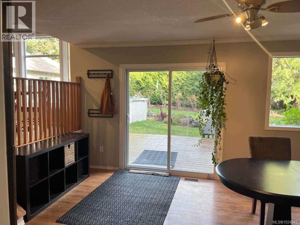 100 Elk Rd, Lake Cowichan, British Columbia  V0R 2G0 - Photo 3 - 1024942