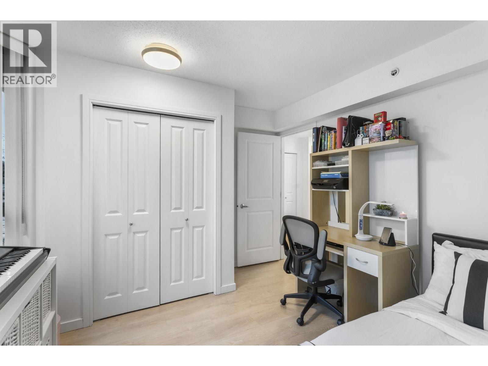 Th1 1889 Rosser Avenue, Burnaby, British Columbia V5C 6R4 - Photo 21 - R3085310