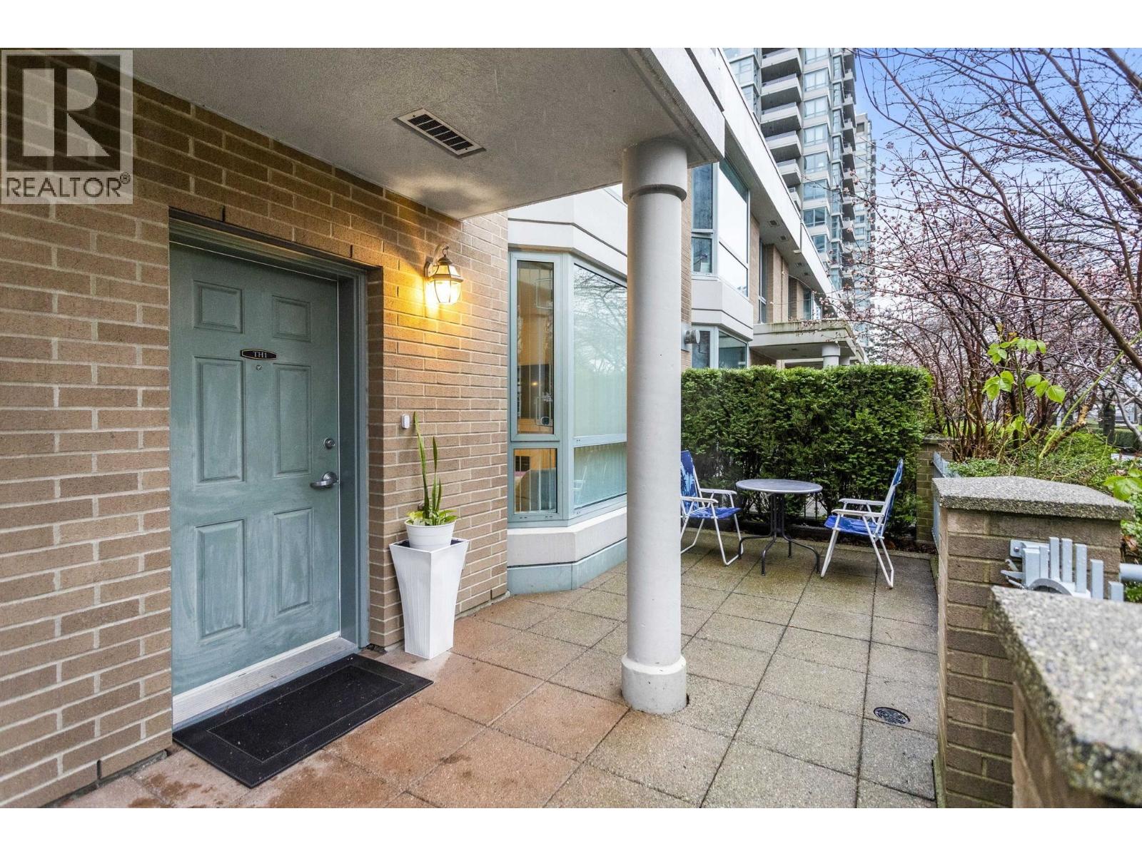 Th1 1889 Rosser Avenue, Burnaby, British Columbia V5C 6R4 - Photo 26 - R3085310