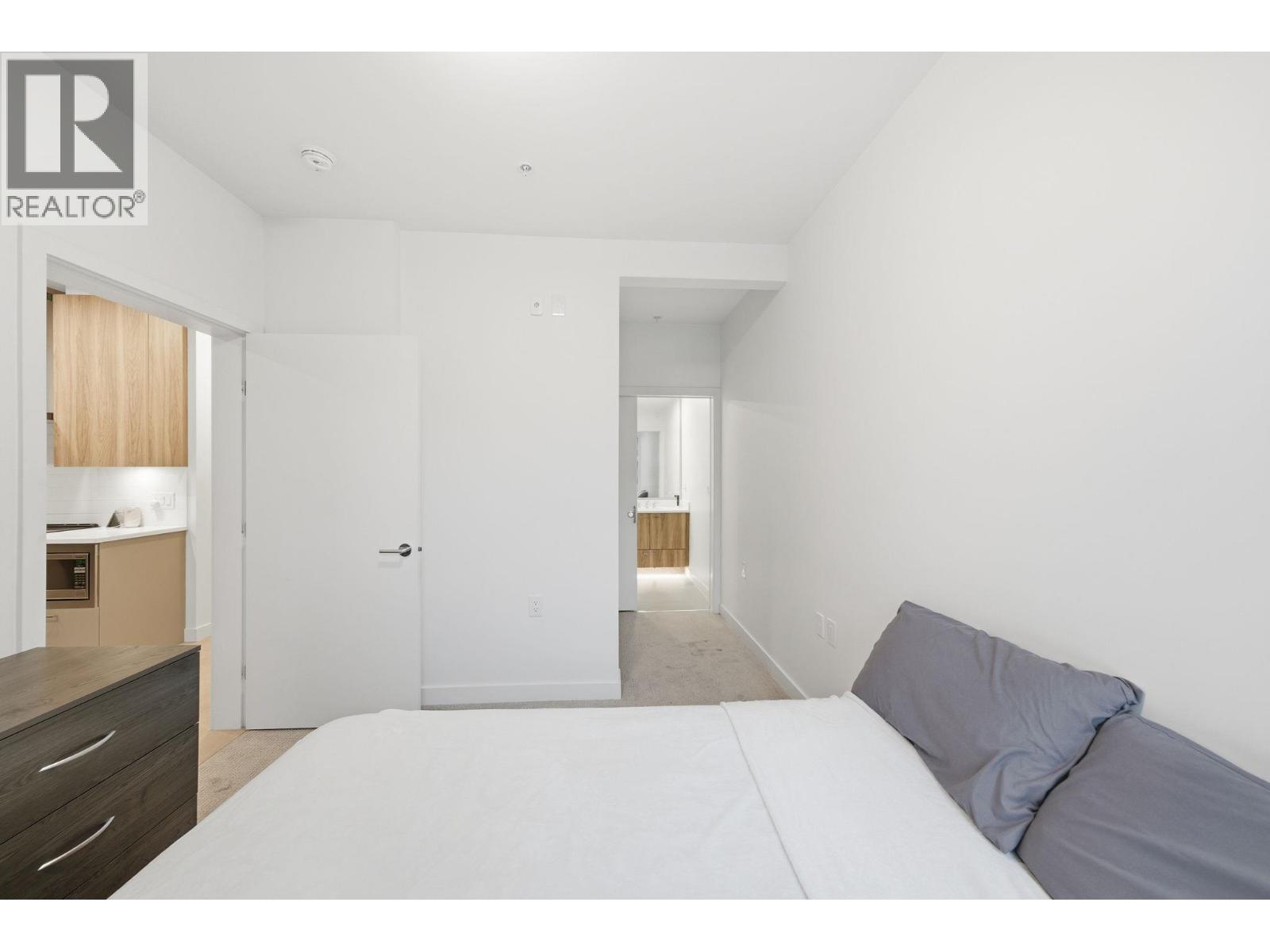 418 7588 16th Street, Burnaby, British Columbia  V3N 0H8 - Photo 10 - R3085447