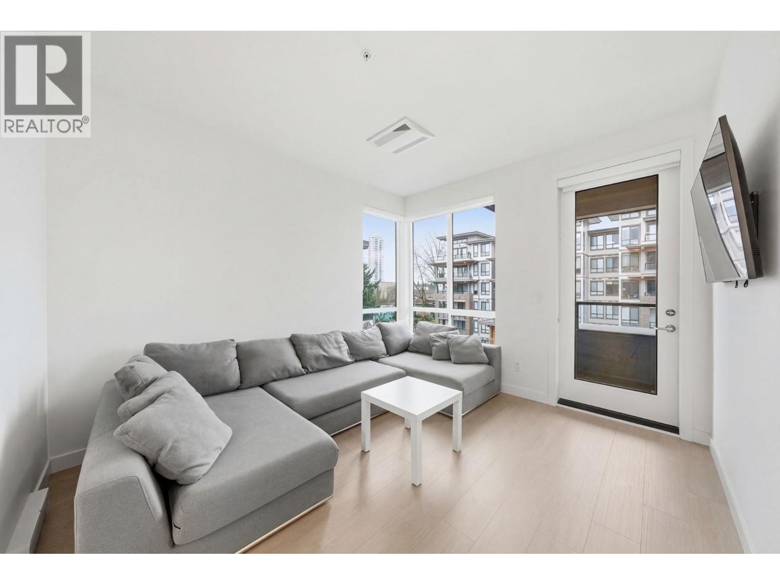 418 7588 16th Street, Burnaby, British Columbia  V3N 0H8 - Photo 6 - R3085447