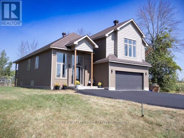 15765 Manning Road, South Stormont, Ontario  K0C 1M0 - Photo 2 - X12750404