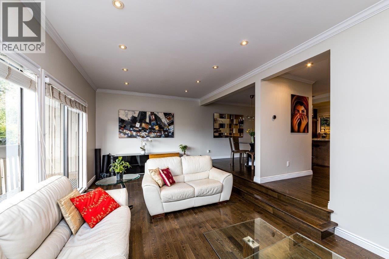 1163 Lillooet Road, North Vancouver, British Columbia  V7J 3H7 - Photo 3 - R3085477