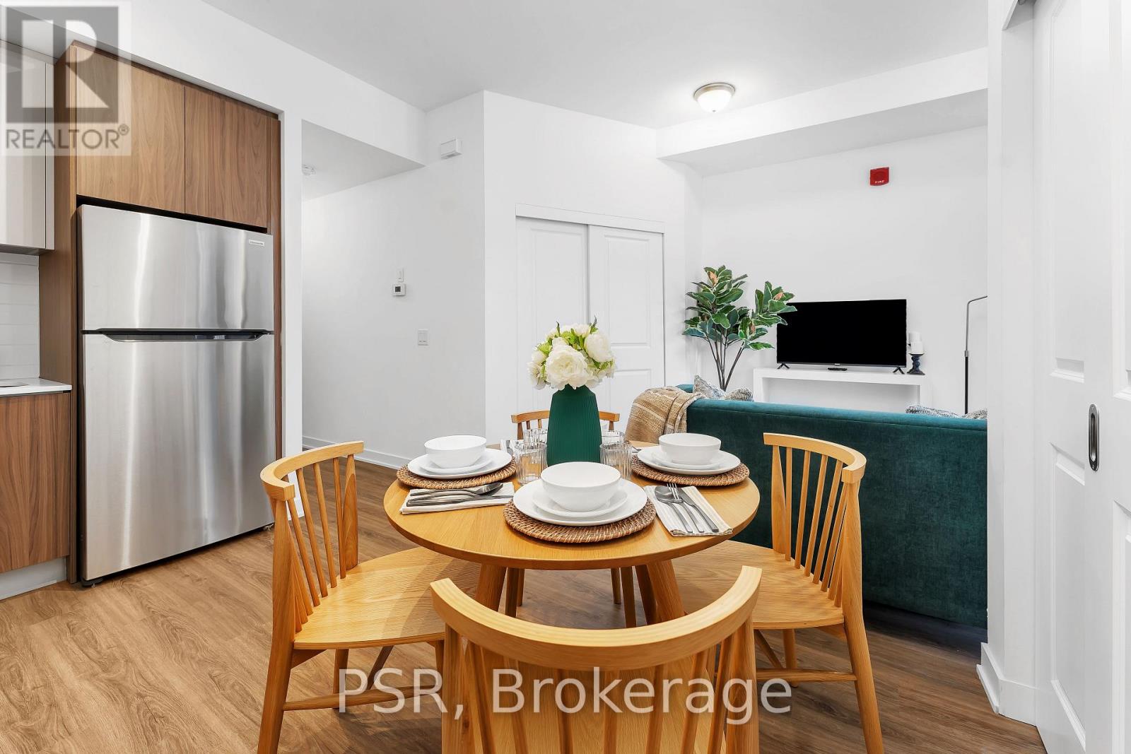 110 - 41 Danforth Road, Toronto, Ontario  M1L 0J6 - Photo 3 - E12750340