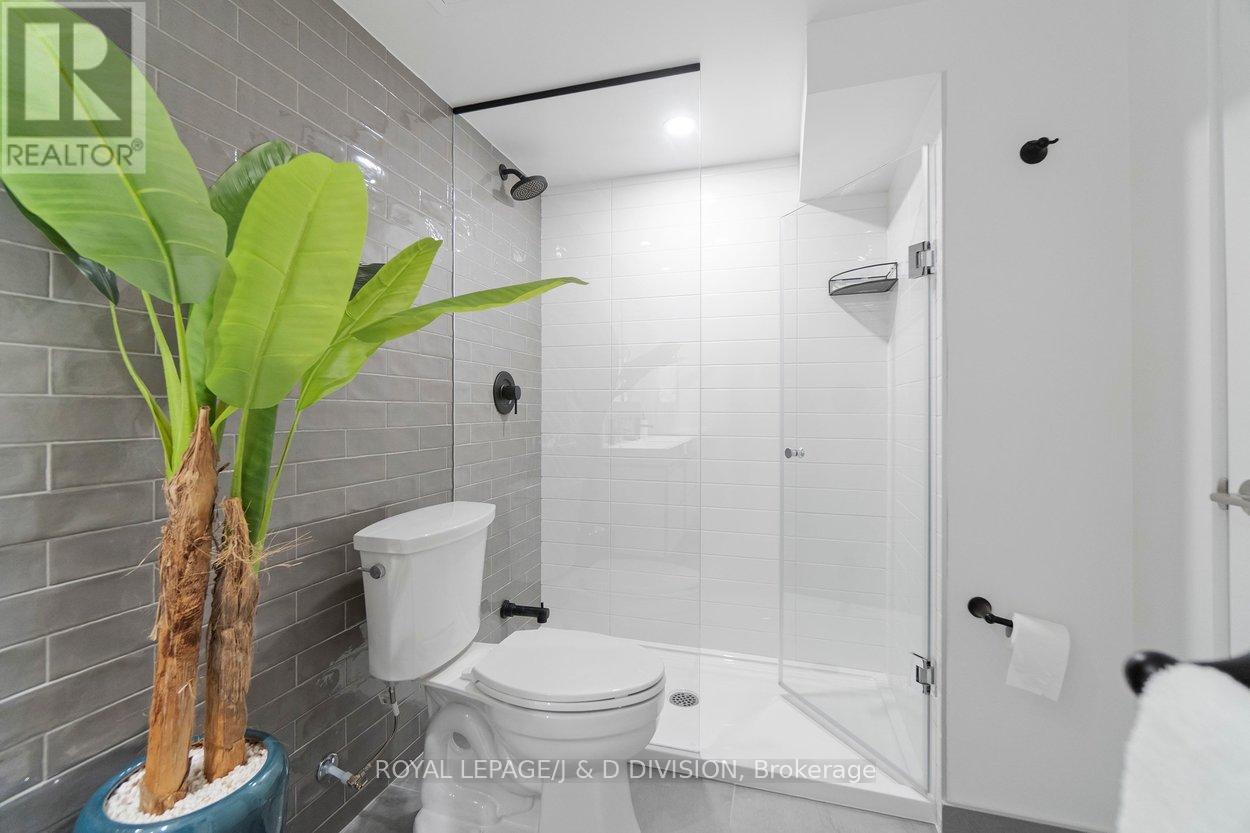 409 - 150 Logan Avenue, Toronto, Ontario  M4M 0E4 - Photo 35 - E12750374