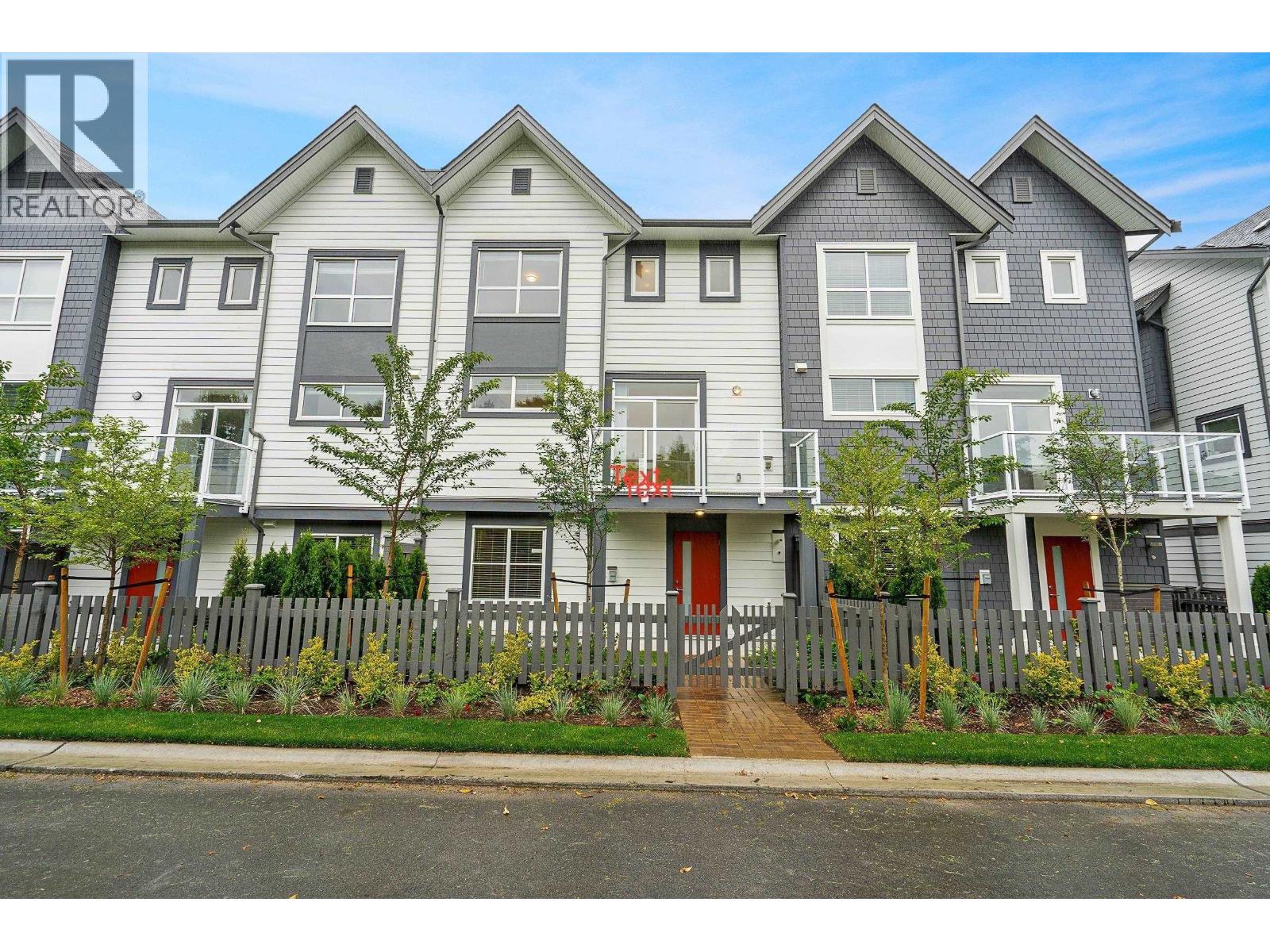 12 23785 Dewdney Trunk Road, Maple Ridge, British Columbia  V4R 1W1 - Photo 1 - R3085133