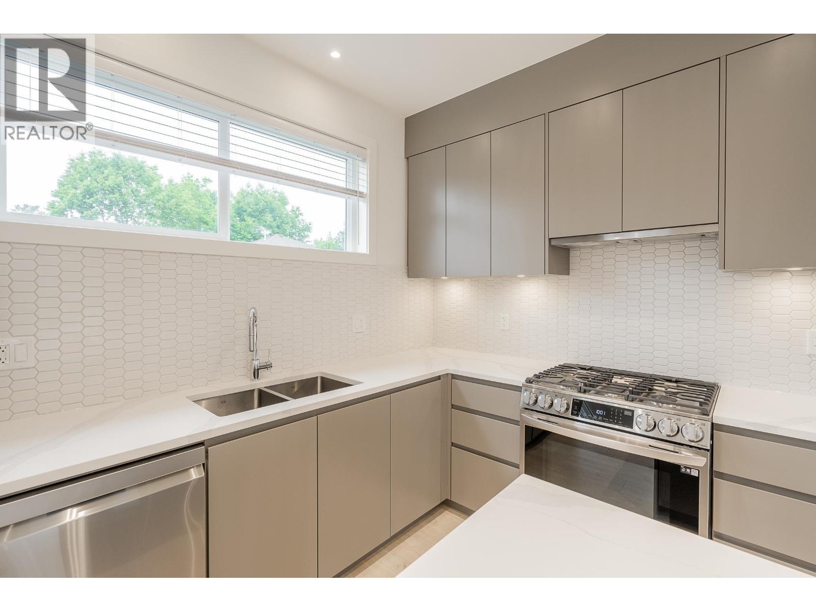 12 23785 Dewdney Trunk Road, Maple Ridge, British Columbia  V4R 1W1 - Photo 8 - R3085133