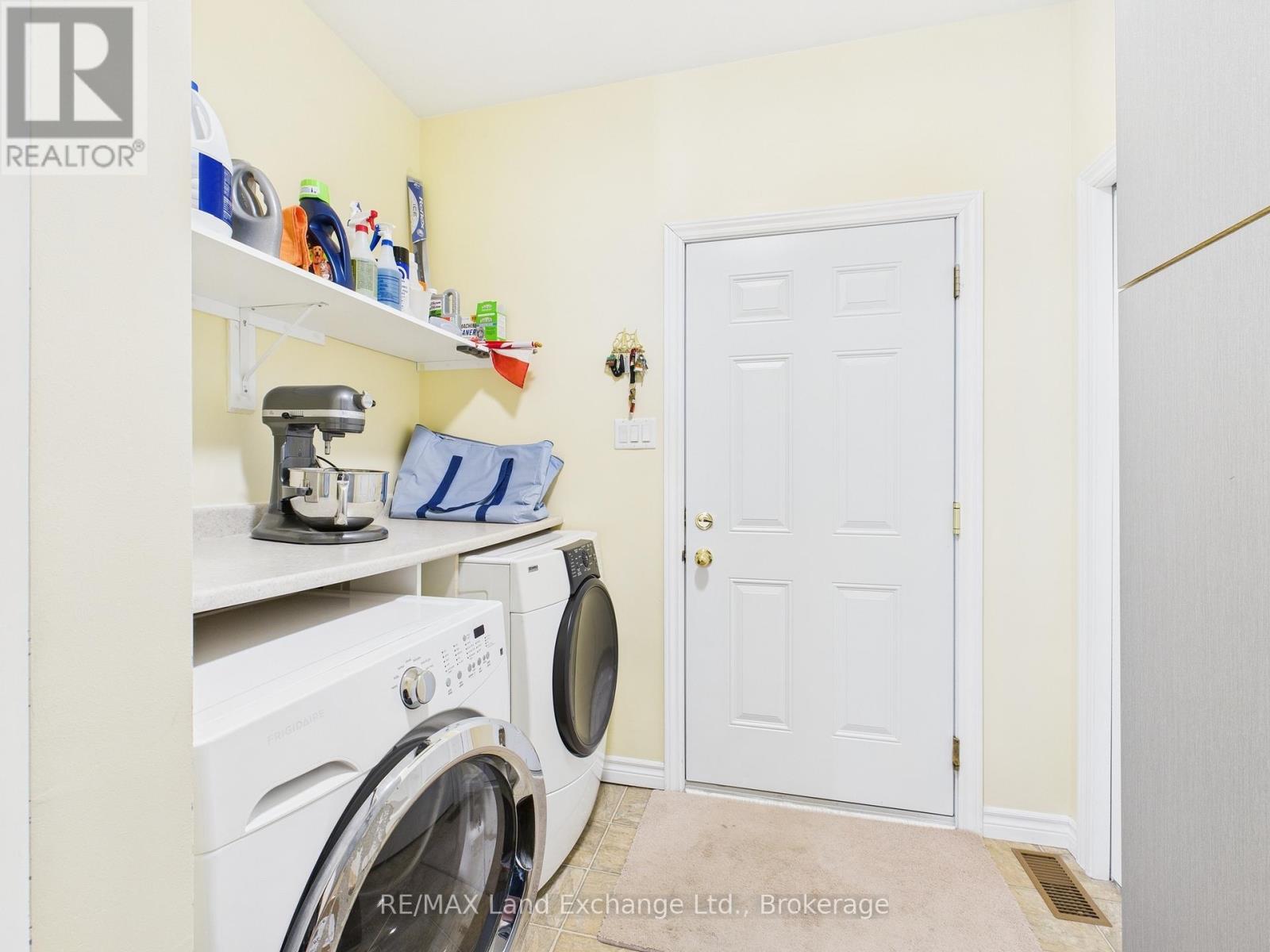 282 Huron Road, Huron-Kinloss, Ontario  N2Z 2X3 - Photo 14 - X12018871