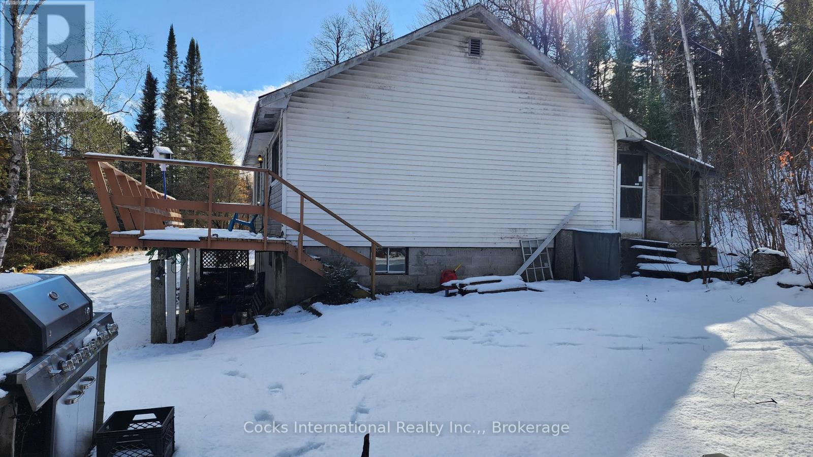 44 Expressway Road, Perry, Ontario  P0A 1J0 - Photo 20 - X12548048