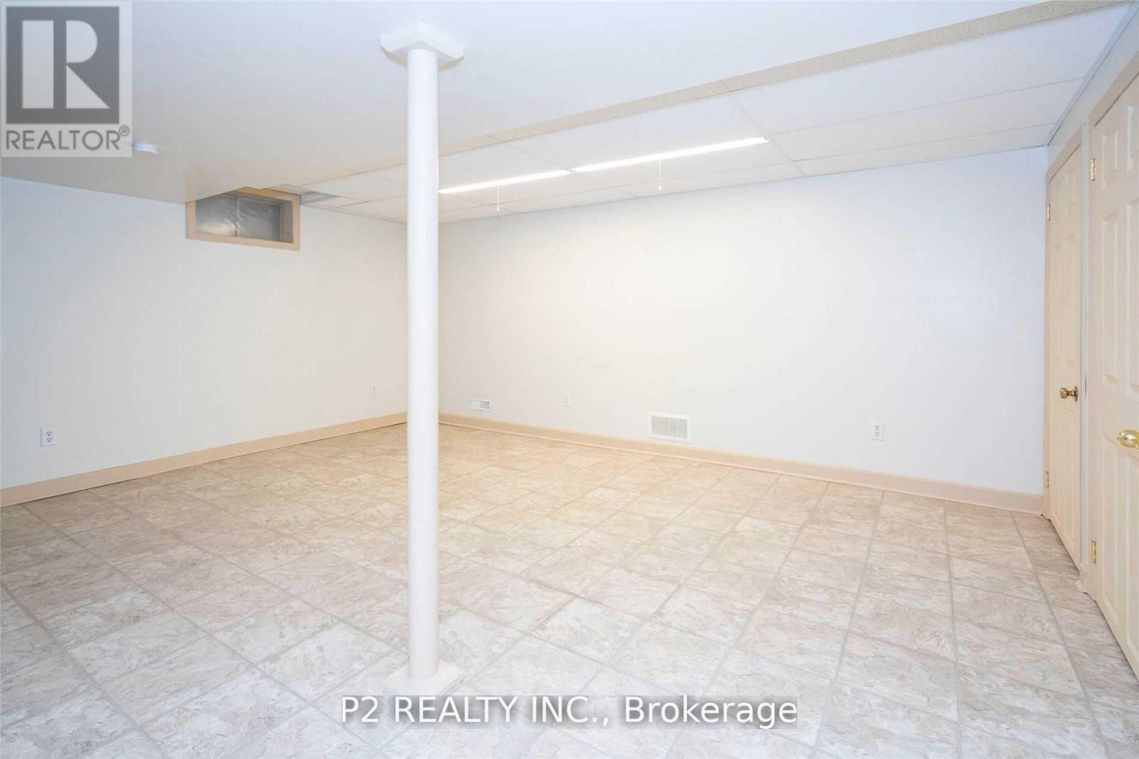 37 Oakridge Court, East Gwillimbury, Ontario  L9N 1M5 - Photo 23 - N12750310