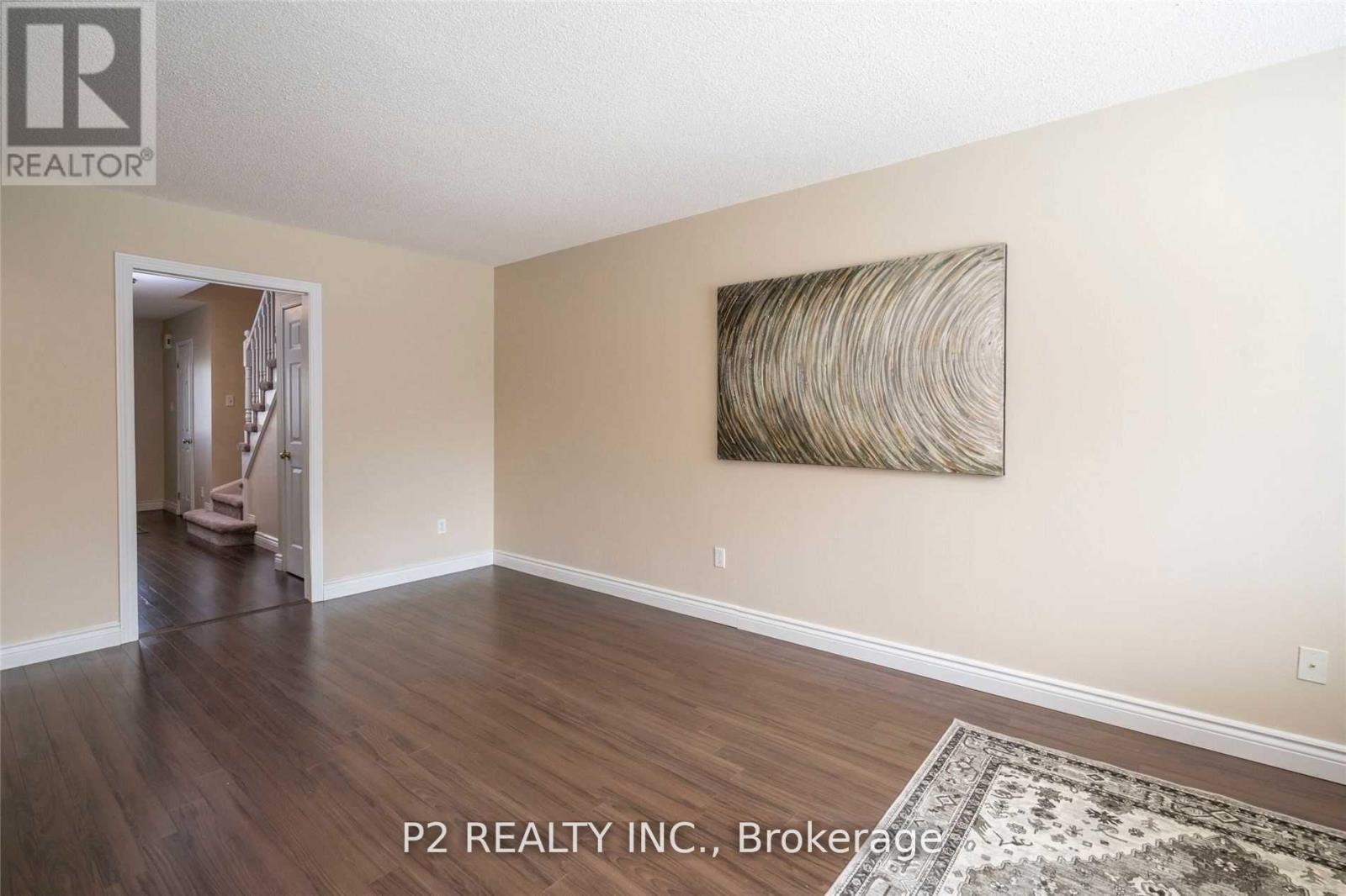 37 Oakridge Court, East Gwillimbury, Ontario  L9N 1M5 - Photo 9 - N12750310