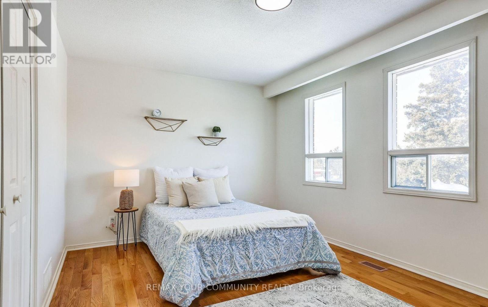 37 Mackay Drive, Richmond Hill, Ontario  L4C 6N9 - Photo 25 - N12750320