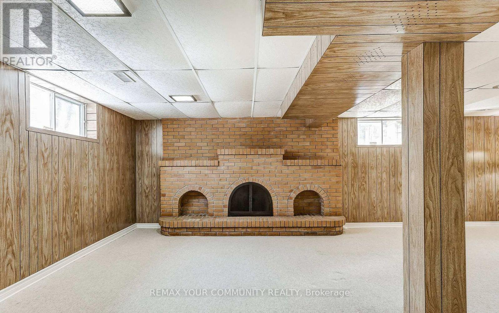 37 Mackay Drive, Richmond Hill, Ontario  L4C 6N9 - Photo 36 - N12750320