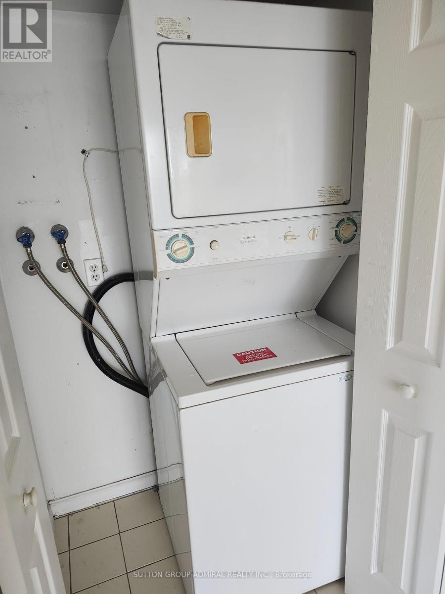 910 - 120 Promenade Circle, Vaughan, Ontario  L4J 7W9 - Photo 11 - N12750354