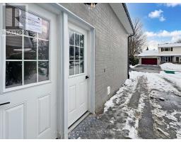 LOWER - 264 CURREY CRESCENT E, Newmarket, Ontario