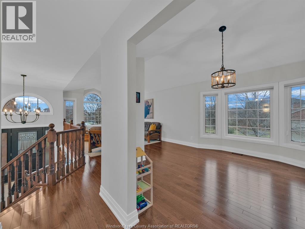 13090 Parkland Crescent, Tecumseh, Ontario  N8N 4V6 - Photo 12 - 26002399