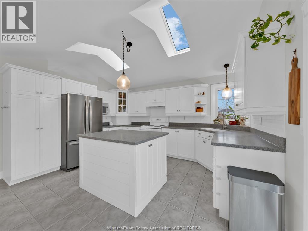 13090 Parkland Crescent, Tecumseh, Ontario  N8N 4V6 - Photo 14 - 26002399