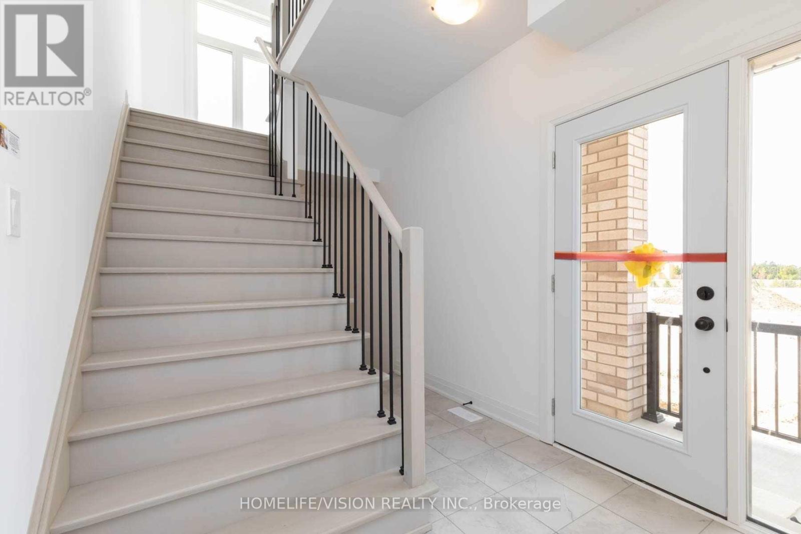 22 Haven Lane, Barrie (Painswick South), Ontario  L9J 0M4 - Photo 13 - S12750322