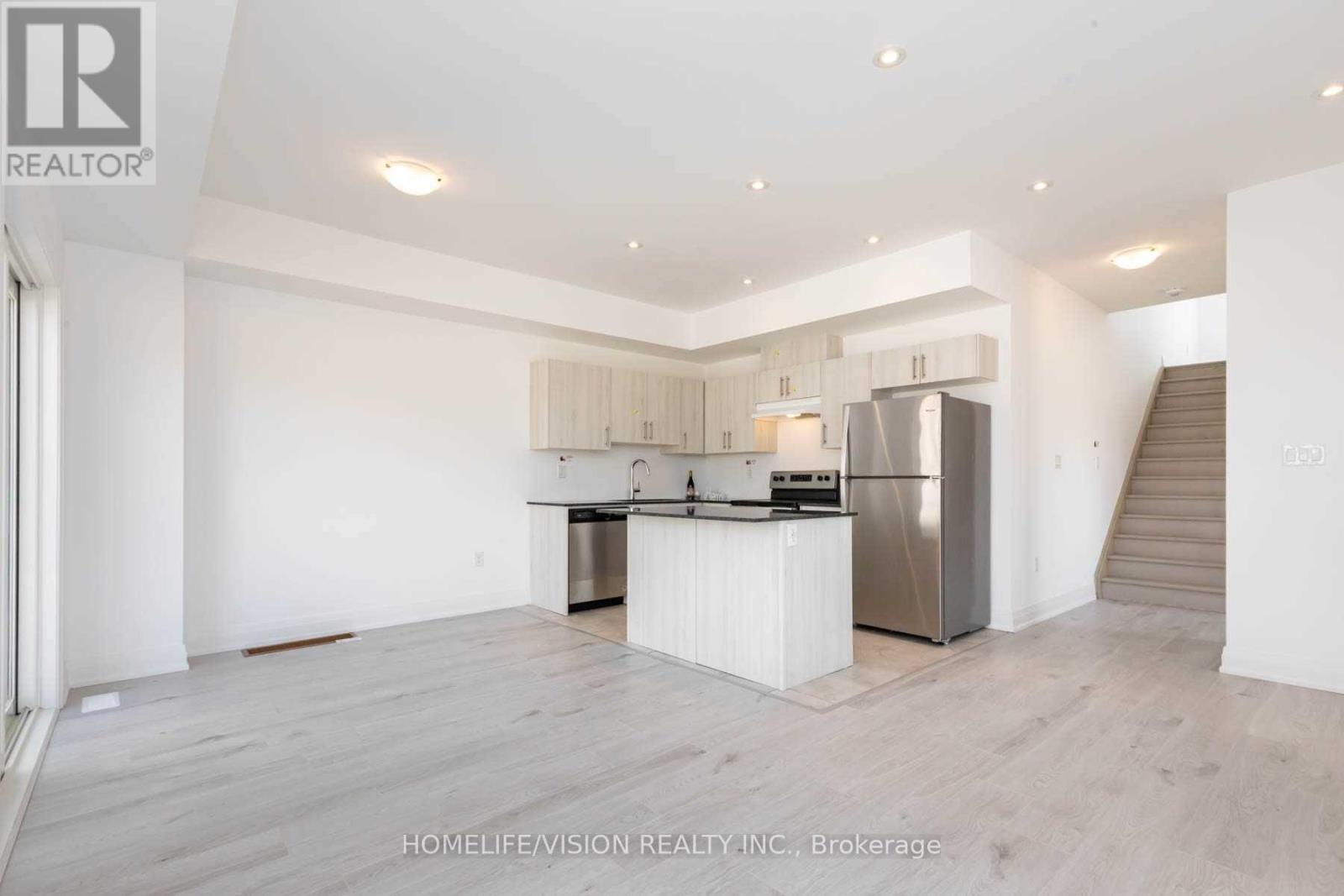 22 Haven Lane, Barrie (Painswick South), Ontario  L9J 0M4 - Photo 3 - S12750322