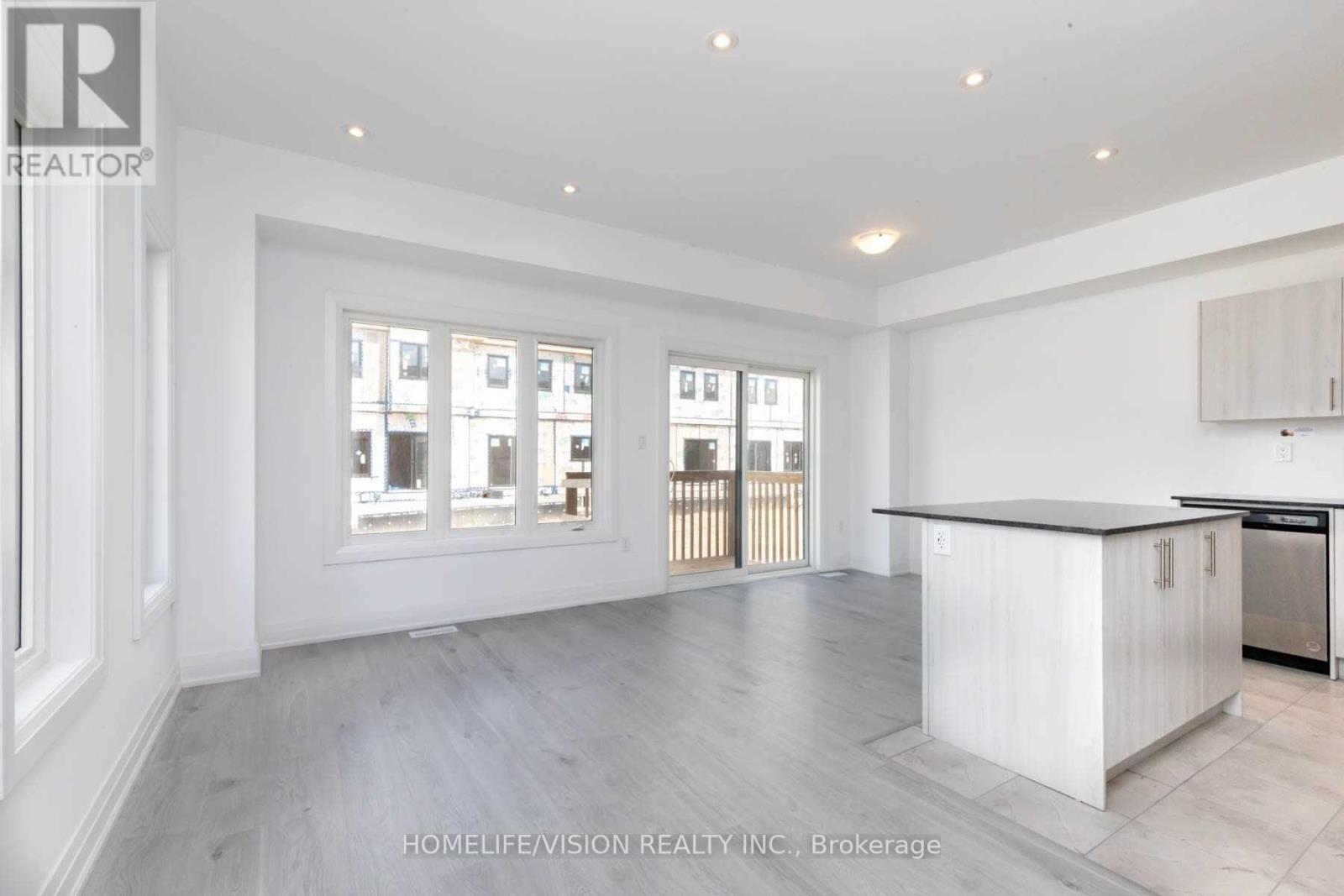 22 Haven Lane, Barrie (Painswick South), Ontario  L9J 0M4 - Photo 4 - S12750322