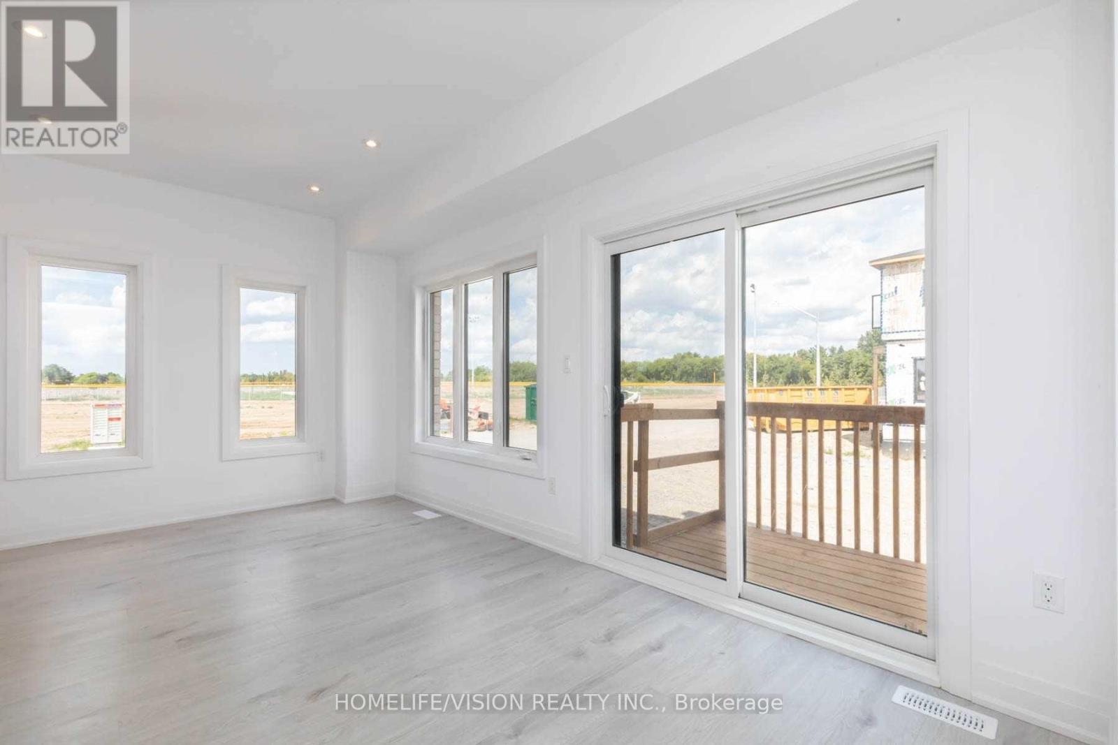 22 Haven Lane, Barrie (Painswick South), Ontario  L9J 0M4 - Photo 5 - S12750322