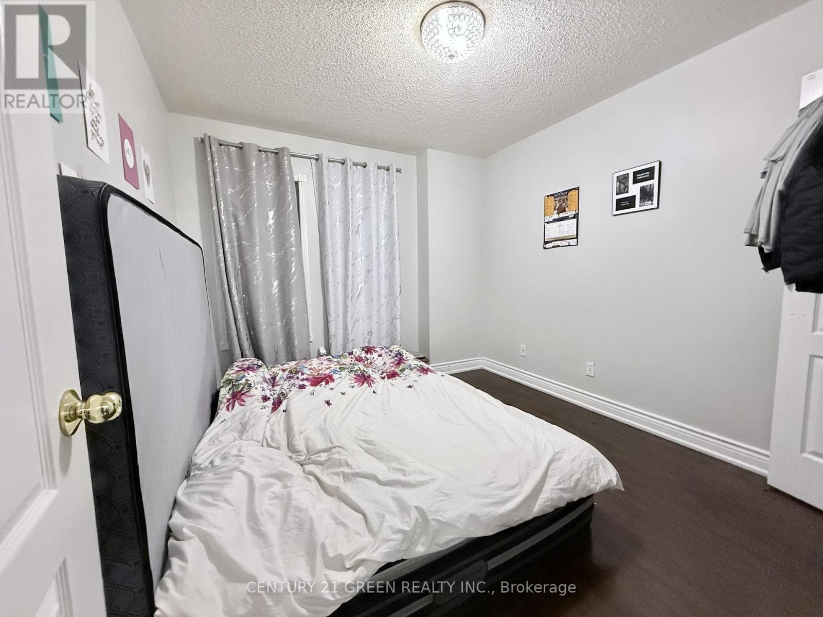 Upper - 48 Monaco Court, Brampton, Ontario  L7A 1X4 - Photo 15 - W12731382