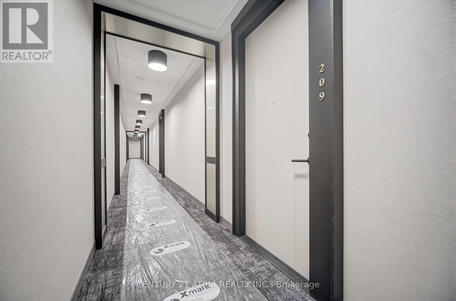 209 - 858 Dupont Street, Toronto, Ontario  M6G 0C1 - Photo 2 - W12749996