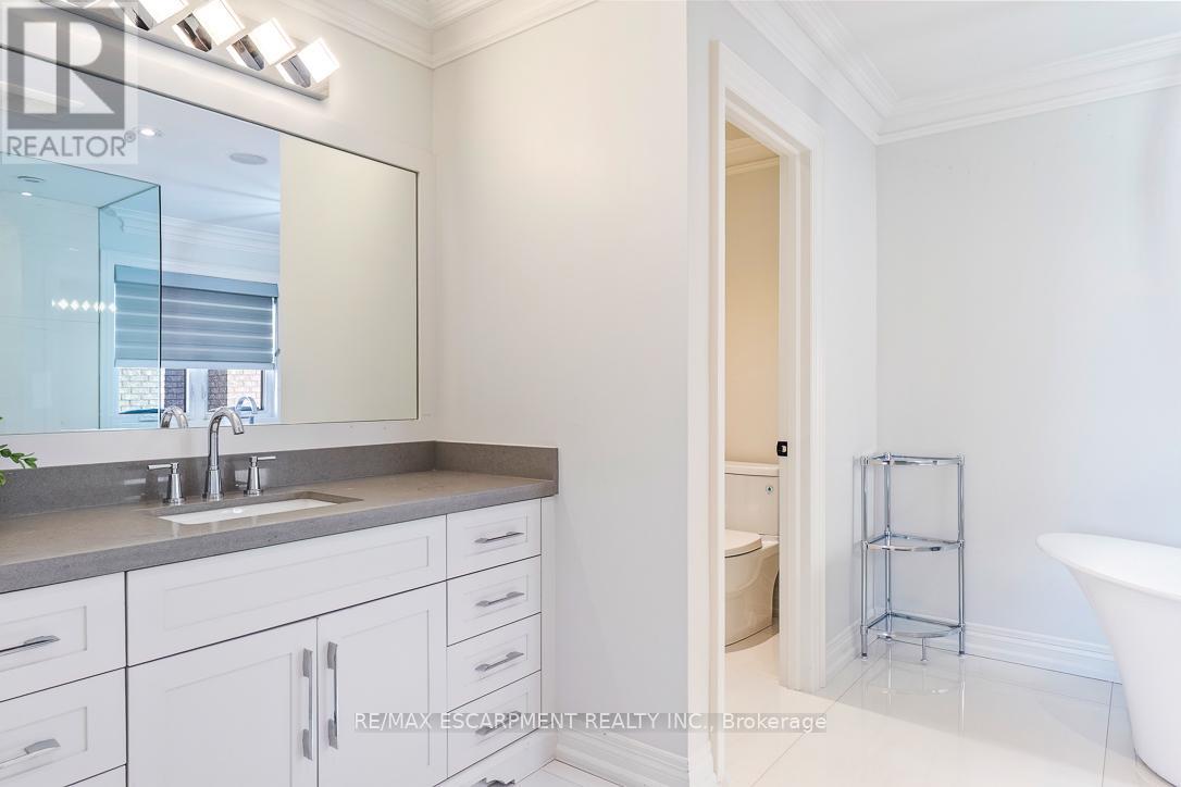 5264 Tiffany Court, Mississauga, Ontario  L5M 5G9 - Photo 32 - W12750278