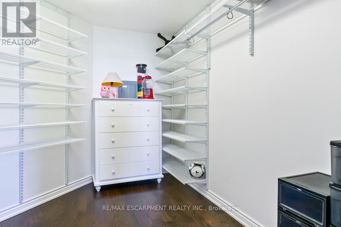 5264 Tiffany Court, Mississauga, Ontario  L5M 5G9 - Photo 34 - W12750278