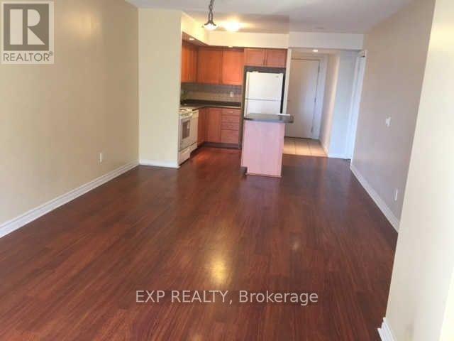 2024 - 5233 Dundas Street, Toronto, Ontario  M9B 6M1 - Photo 8 - W12750284