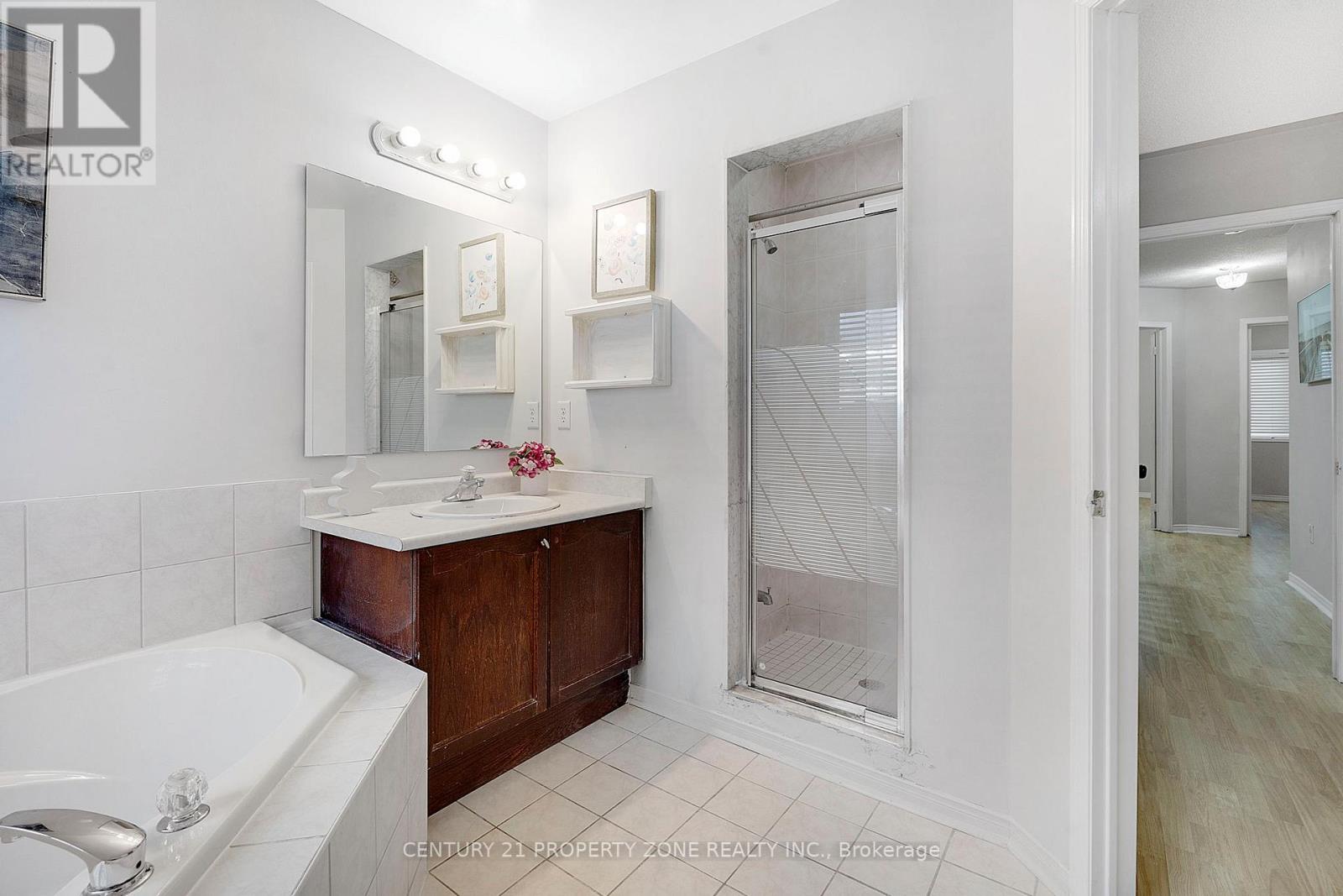 42 Mossgrove Crescent, Brampton, Ontario  L7A 3E6 - Photo 25 - W12750312