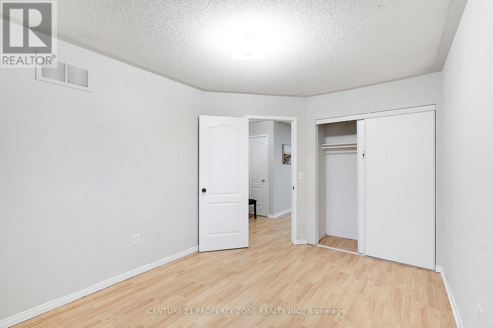 42 Mossgrove Crescent, Brampton, Ontario  L7A 3E6 - Photo 27 - W12750312