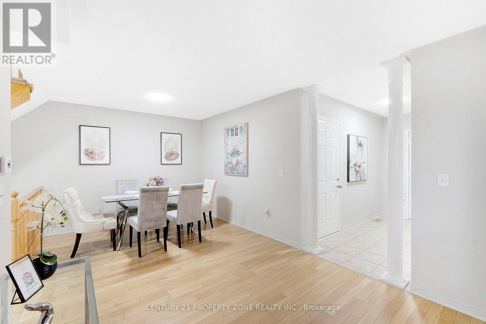 42 Mossgrove Crescent, Brampton, Ontario  L7A 3E6 - Photo 7 - W12750312