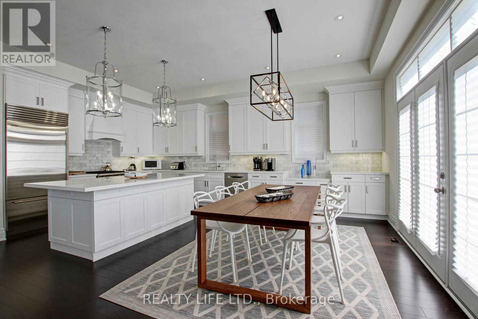 3140 Daniel Way, Oakville, Ontario  L6H 0V1 - Photo 8 - W12750316