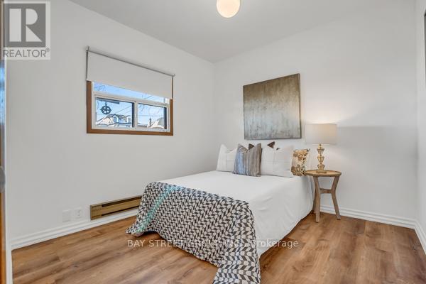 18 Wiltshire Avenue, Toronto, Ontario  M6N 2V9 - Photo 14 - W12750380