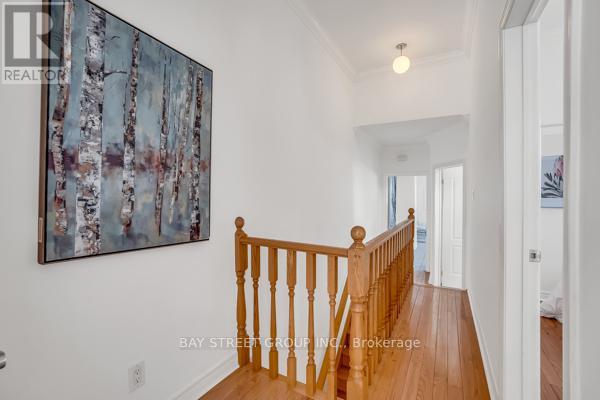 18 Wiltshire Avenue, Toronto, Ontario  M6N 2V9 - Photo 20 - W12750380