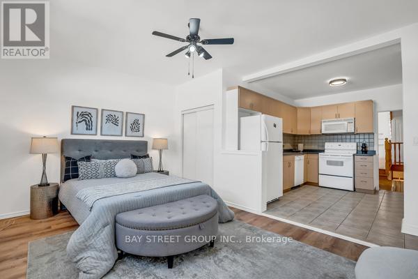 18 Wiltshire Avenue, Toronto, Ontario  M6N 2V9 - Photo 21 - W12750380