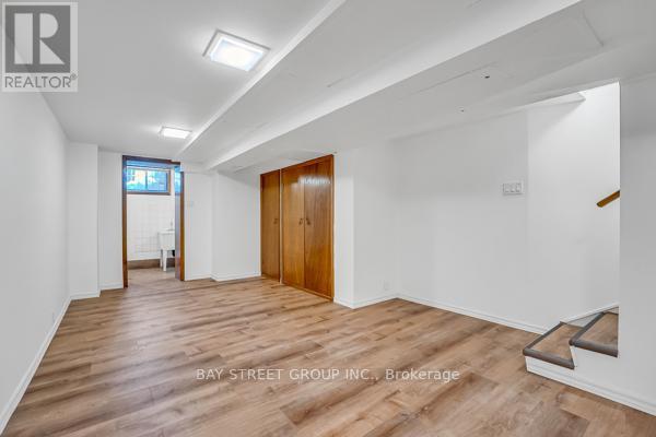 18 Wiltshire Avenue, Toronto, Ontario  M6N 2V9 - Photo 41 - W12750380