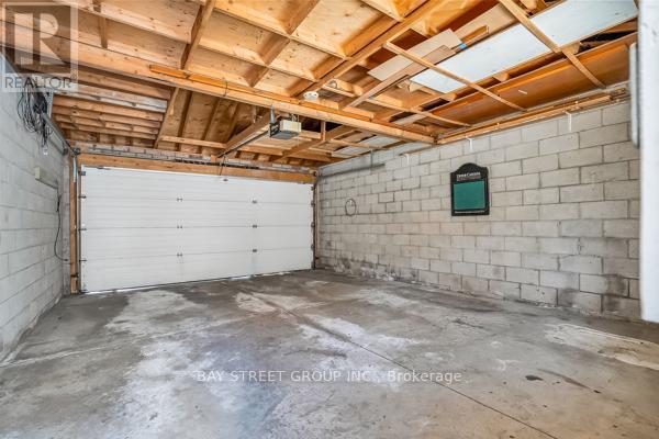 18 Wiltshire Avenue, Toronto, Ontario  M6N 2V9 - Photo 48 - W12750380