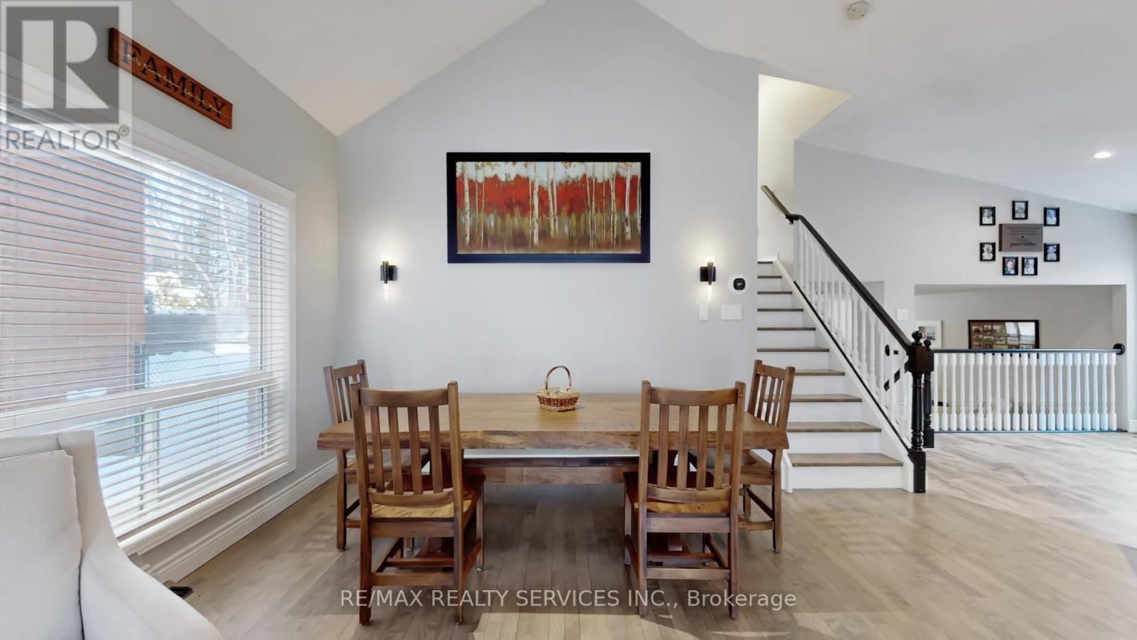 37 Abbey Road, Orangeville, Ontario  L9W 5E3 - Photo 10 - W12750406